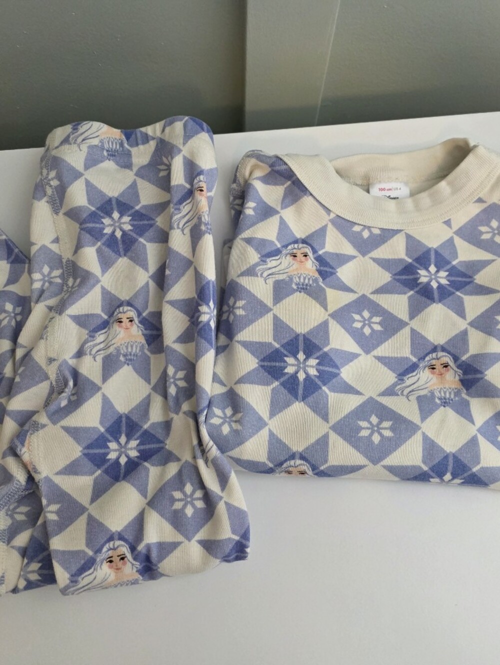 Hanna Andersson Disney Frozen Elsa Blue and Cream Pajama Set Pjs Organic